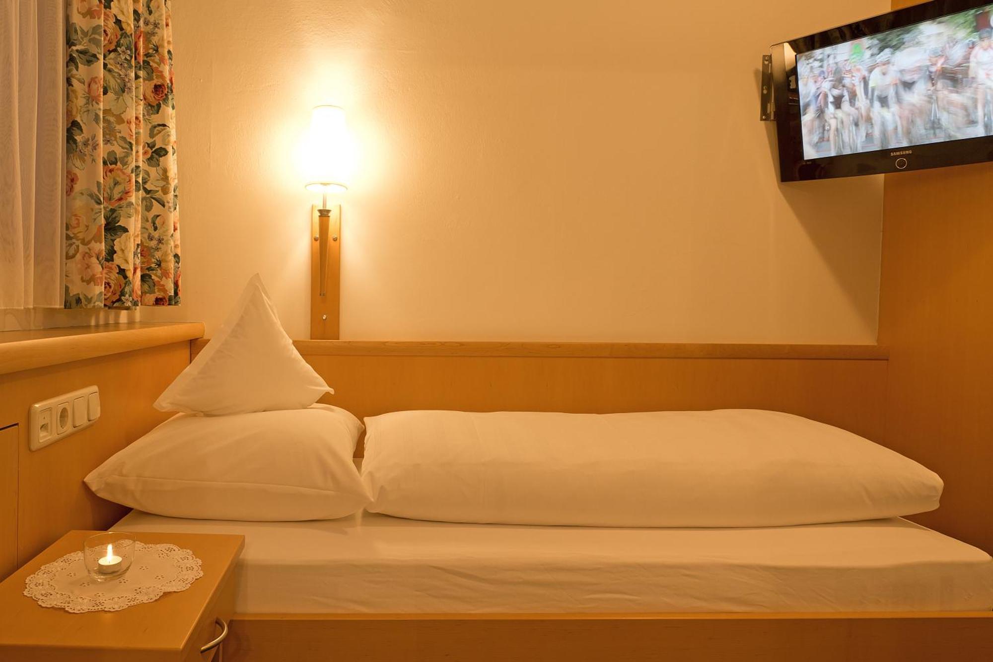 Hotel Angelika Sankt Anton am Arlberg Phòng bức ảnh