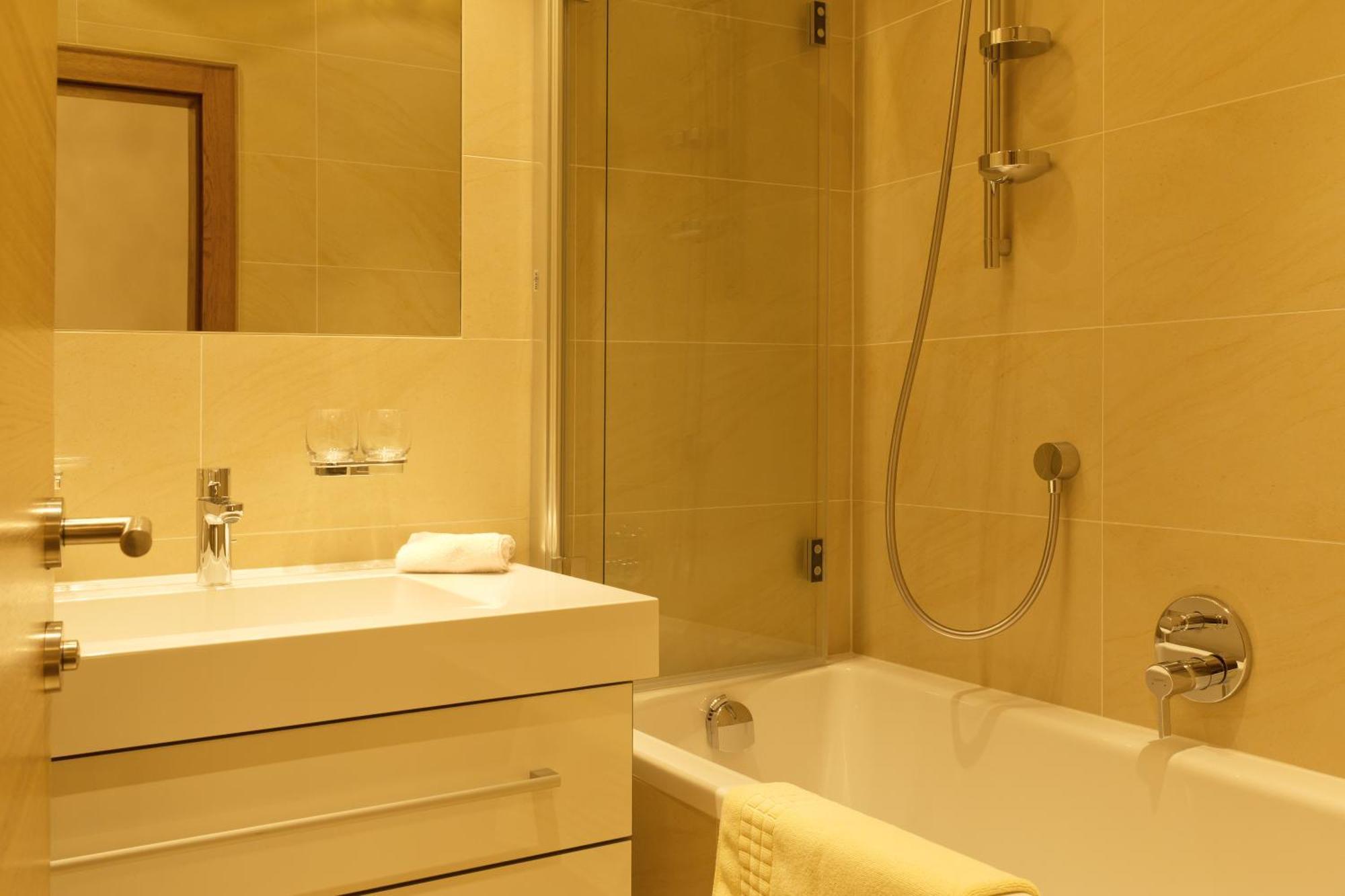 Hotel Angelika Sankt Anton am Arlberg Phòng bức ảnh
